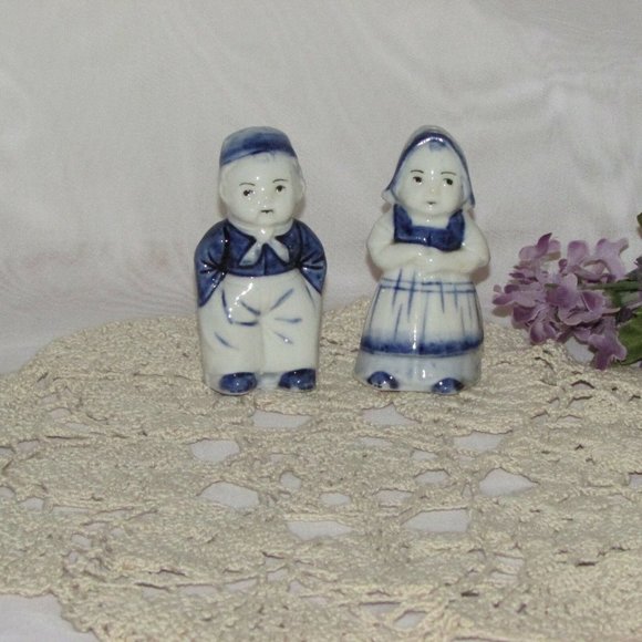 Vintage Salt & Pepper Shakers Dutch Boy/Girl Germany Vintage Cottagecore - Picture 7 of 8